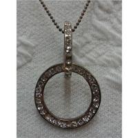 Interlinked hoop pendant necklace Unbranded - Size: Medium - Metallics - Pendant