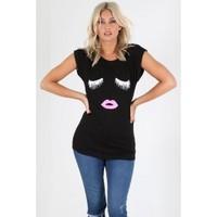 Iris Eyelashes Lips Turn Up Sleeve T Shirt