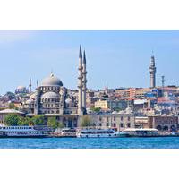 Istanbul Super Saver: Bosphorus Cruise and Egyptian Spice Market Tour plus Turkish Dinner and Show