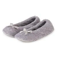 Isotoner Ladies Popcorn Ballet Slippers Pale Grey Xtra Large (UK 7-8)