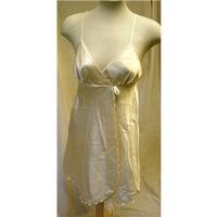 IVORY SATEEN BABYDOLL Unbranded - Size: S - Cream / ivory - Babydoll