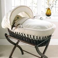 izziwotnot Dark Wicker Moses Basket Cream