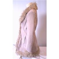 Izabel: L. Beige Swing Coat Izabel - Size: L - Beige - Casual jacket / coat