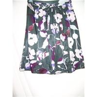 jackpot size 34 multi coloured patterned skirt
