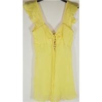 Jane Norman - size 8 - yellow - sleeveless blouse