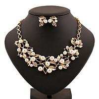 Jewelry Set Crystal Pearl Fashion Gold Silver Wedding Party Daily Casual 1set 1 Necklace 1 Pair of Earrings Wedding Gifts