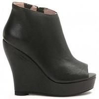jeffrey campbell tick black ankle boots womens court shoes in black