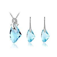 Jewelry Set Shining Crystal Ocean Dolphin Pendant Necklace Earring(Assorted Color)