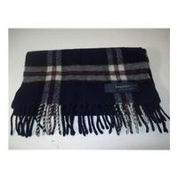 Johnstons of Elgin Navy Checked Lambswool Scarf