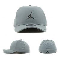 Jordan Classic Curved Visor Cap