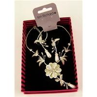 jon richard floral necklace and earring set silver