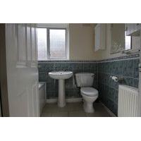 Just available - newly decorated rooms in a 4 bed shared house very close to town centre