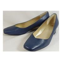 K Shoes - size 6 - navy - leather smart shoes