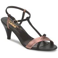 Karine Arabian CLARA women\'s Sandals in black