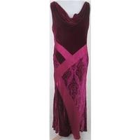 Kaliko Size 14 magenta velvet evening dress
