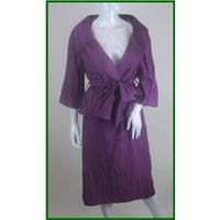 kaliko size 16 purple skirt suit