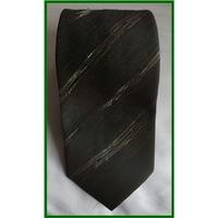 Keynote - Green diagonal striped - Tie