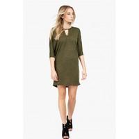 KEYHOLE BATWING TUNIC DRESS