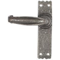 Kirkpatrick A2439 Argent Antique Style Latch Handles