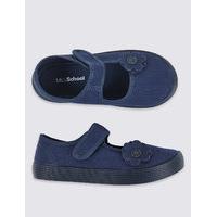 kids riptape plimsolls