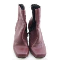 Kit, size 4 deep wine red ankle boots