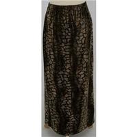 kim company size m brown patterned skirt