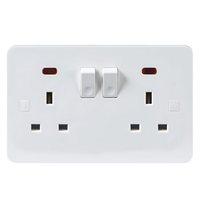 KnightsBridge Pure 4mm 13A White 2G Twin 230V UK 3 Switched Electric Wall Socket with Neon