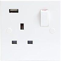 KnightsBridge 13A White 1G 230V UK 3 Switched Electric Wall Socket & USB Charger Point
