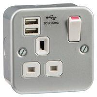 KnightsBridge Metal Clad 13A 1 Gang Switched Socket With 2 USB 5V Charger Ports
