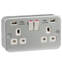 KnightsBridge Metal Clad 13A 2 Gang Switched Socket With 2 USB 5V Charger Ports