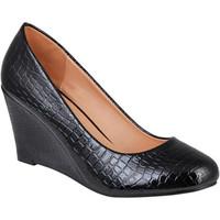 Krisp Small Wedge Slip On Pumps women\'s Court Shoes in black