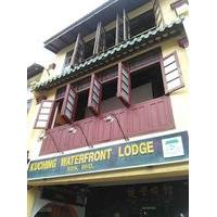 Kuching Waterfront Lodge