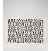 Kuda printed rug in Noir