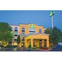La Quinta Inn & Suites Clarksvil...