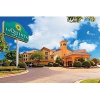 La Quinta Inn and Suites Dallas DFW Airport North