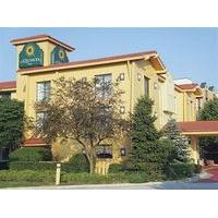 la quinta inn chicago hoffman estates