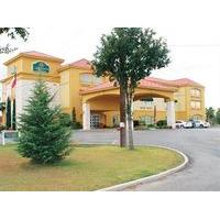 La Quinta Inn & Suites Frederick...