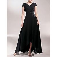 LAN TING BRIDE Sheath / Column Plus Size Petite Mother of the Bride Dress - Little Black Dress Asymmetrical Short Sleeve Chiffon with