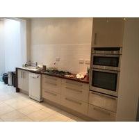 large ensuite room in modern house in jesmond 2 minutes to jesmond met ...