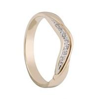 ladies 9ct gold diamond shaped wedding ring