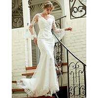 LAN TING BRIDE Trumpet / Mermaid Wedding Dress - Chic Modern See-Through Court Train V-neck Lace with Appliques Button
