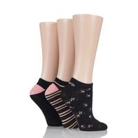 ladies 3 pair sockshop insect patterned bamboo trainer socks