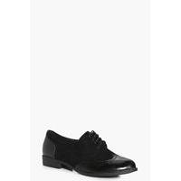 lace up brogue black