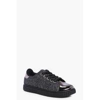 lace up trainers black