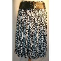 Lapis Lapis - Size: L - Black - Knee length skirt