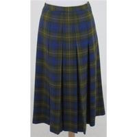 Laird Portch, size 12, Brown checked skirt