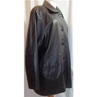 Lakeland Vintage Leather Coat - size 16