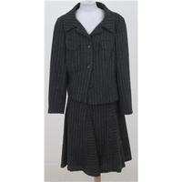 la strada size 14 grey woolen pinstripe skirt suit