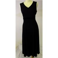 Laura Ashley - Size: 10 - Black Sleeveless dress