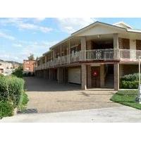Leagues Motel